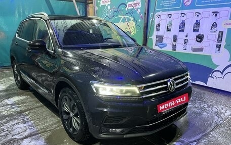 Volkswagen Tiguan II, 2019 год, 3 050 000 рублей, 2 фотография