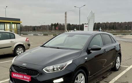 KIA cee'd III, 2018 год, 1 990 000 рублей, 4 фотография