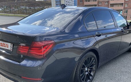 BMW 7 серия, 2015 год, 2 750 000 рублей, 2 фотография