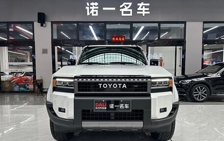 Toyota Land Cruiser Prado, 2024 год, 13 500 000 рублей, 2 фотография