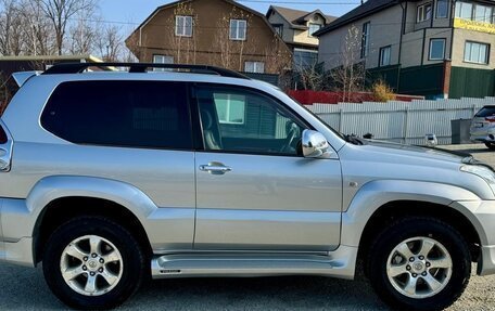 Toyota Land Cruiser Prado 120 рестайлинг, 2005 год, 2 330 000 рублей, 9 фотография