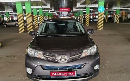 Toyota RAV4, 2013 год, 2 352 000 рублей, 1 фотография