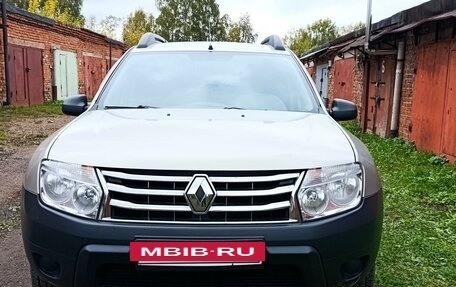 Renault Duster I рестайлинг, 2014 год, 860 000 рублей, 3 фотография