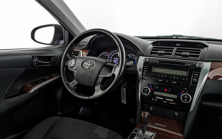 Toyota Camry, 2011 год, 1 750 000 рублей, 21 фотография