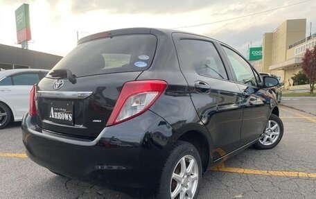 Toyota Vitz, 2013 год, 560 016 рублей, 4 фотография