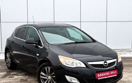 Opel Astra J, 2011 год, 700 000 рублей, 6 фотография