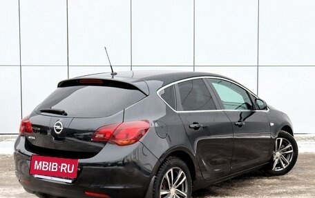 Opel Astra J, 2011 год, 700 000 рублей, 4 фотография