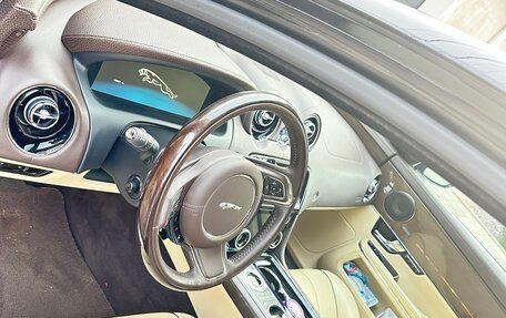 Jaguar XJ IV (X351), 2013 год, 4 200 000 рублей, 10 фотография