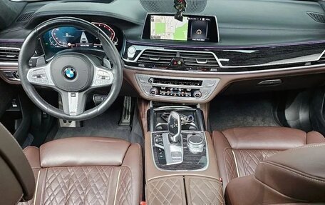 BMW 7 серия, 2021 год, 8 000 000 рублей, 9 фотография