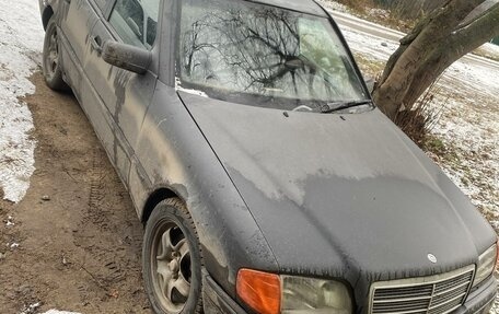 Mercedes-Benz C-Класс, 1996 год, 200 000 рублей, 10 фотография