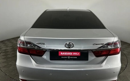 Toyota Camry, 2015 год, 2 450 000 рублей, 3 фотография