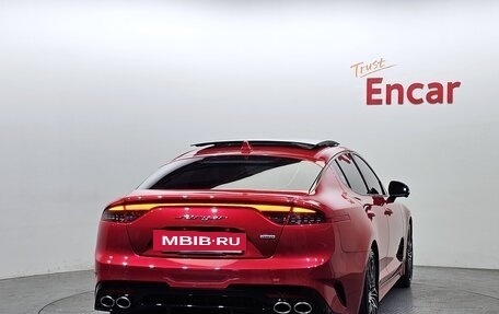 KIA Stinger I, 2021 год, 2 690 667 рублей, 2 фотография