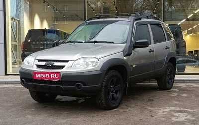 Chevrolet Niva I рестайлинг, 2017 год, 927 000 рублей, 1 фотография