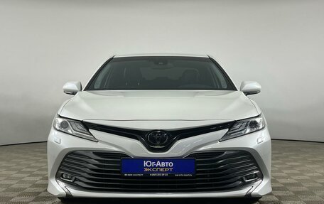 Toyota Camry, 2020 год, 3 549 000 рублей, 2 фотография