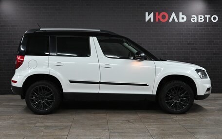 Skoda Yeti I рестайлинг, 2017 год, 1 755 000 рублей, 8 фотография