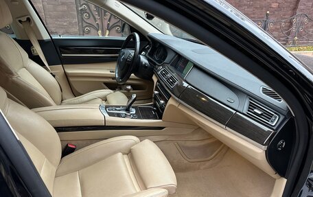 BMW 7 серия, 2013 год, 1 830 000 рублей, 5 фотография