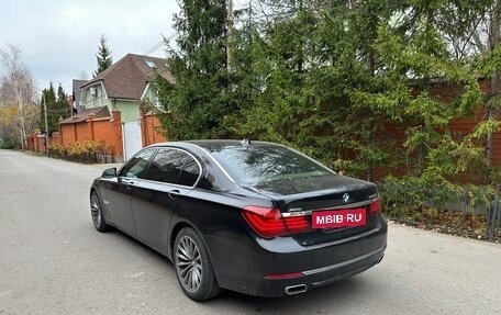 BMW 7 серия, 2013 год, 1 830 000 рублей, 3 фотография