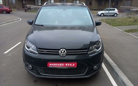 Volkswagen Touran III, 2012 год, 1 650 000 рублей, 1 фотография