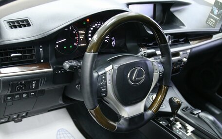 Lexus ES VII, 2012 год, 2 328 000 рублей, 10 фотография