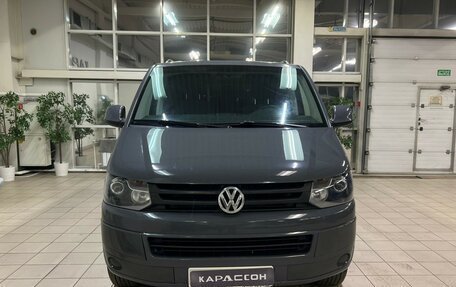 Volkswagen Caravelle T5, 2014 год, 1 699 000 рублей, 3 фотография