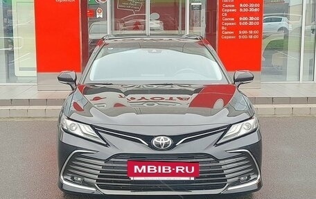 Toyota Camry, 2022 год, 4 099 000 рублей, 2 фотография