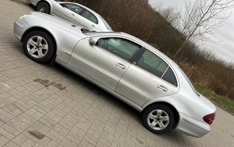 Mercedes-Benz E-Класс, 2002 год, 1 250 000 рублей, 6 фотография