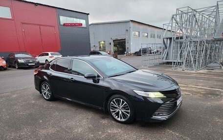 Toyota Camry, 2020 год, 3 850 000 рублей, 5 фотография