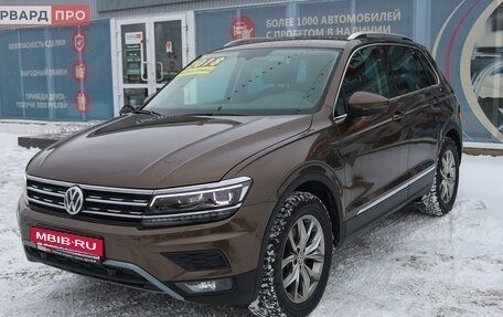 Volkswagen Tiguan II, 2018 год, 2 700 000 рублей, 21 фотография