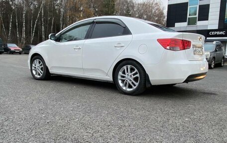 KIA Cerato III, 2011 год, 790 000 рублей, 2 фотография