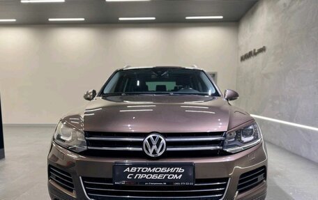 Volkswagen Touareg III, 2013 год, 2 199 000 рублей, 3 фотография