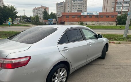 Toyota Camry, 2011 год, 999 000 рублей, 4 фотография