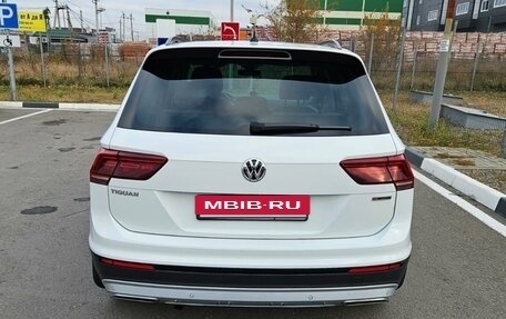 Volkswagen Tiguan II, 2020 год, 2 806 000 рублей, 4 фотография