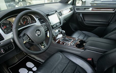 Volkswagen Touareg III, 2014 год, 2 798 000 рублей, 8 фотография