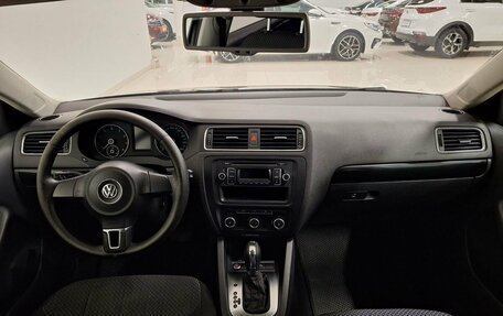 Volkswagen Jetta VI, 2011 год, 1 030 000 рублей, 7 фотография