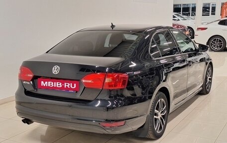 Volkswagen Jetta VI, 2011 год, 1 030 000 рублей, 4 фотография