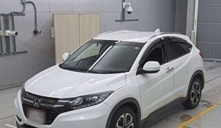 Honda Vezel, 2015 год, 1 400 000 рублей, 10 фотография