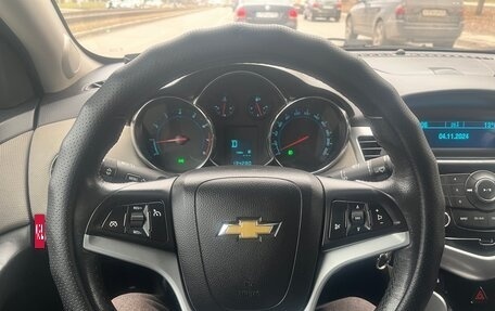 Chevrolet Cruze II, 2011 год, 849 999 рублей, 12 фотография