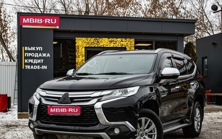 Mitsubishi Pajero Sport III рестайлинг, 2018 год, 3 189 000 рублей, 1 фотография