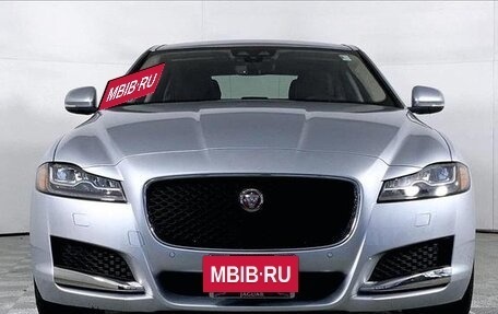 Jaguar XF II, 2019 год, 4 250 000 рублей, 2 фотография