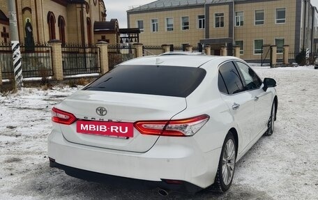 Toyota Camry, 2018 год, 3 400 000 рублей, 7 фотография