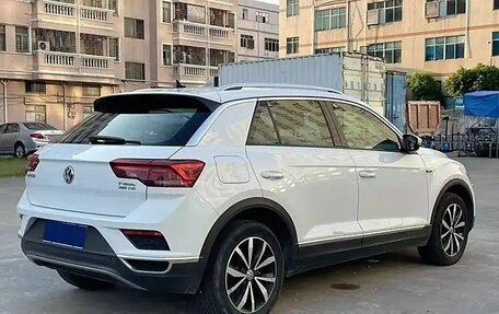 Volkswagen T-Roc I, 2020 год, 1 610 000 рублей, 4 фотография