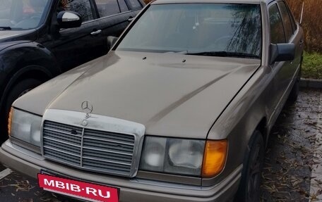 Mercedes-Benz W124, 1989 год, 220 000 рублей, 2 фотография