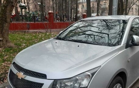 Chevrolet Cruze II, 2010 год, 750 000 рублей, 9 фотография