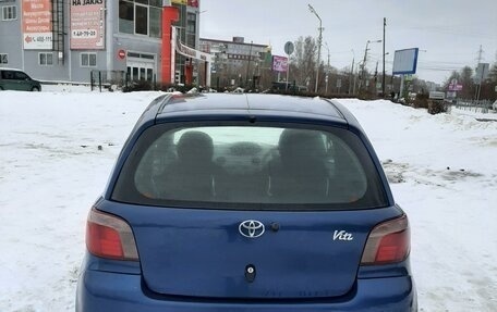 Toyota Vitz, 2000 год, 415 000 рублей, 4 фотография