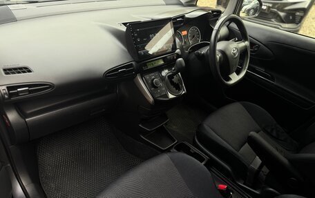 Toyota Wish II, 2012 год, 1 450 000 рублей, 8 фотография