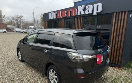 Toyota Wish II, 2012 год, 1 450 000 рублей, 3 фотография