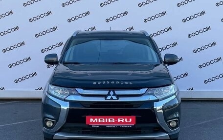 Mitsubishi Outlander III рестайлинг 3, 2016 год, 1 849 000 рублей, 4 фотография