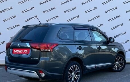 Mitsubishi Outlander III рестайлинг 3, 2016 год, 1 849 000 рублей, 7 фотография