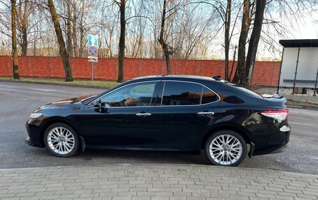 Toyota Camry, 2019 год, 3 300 000 рублей, 3 фотография