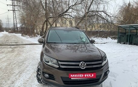 Volkswagen Tiguan I, 2015 год, 1 580 000 рублей, 2 фотография